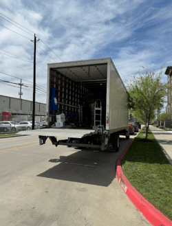 Mayzlin relocation moving truck
